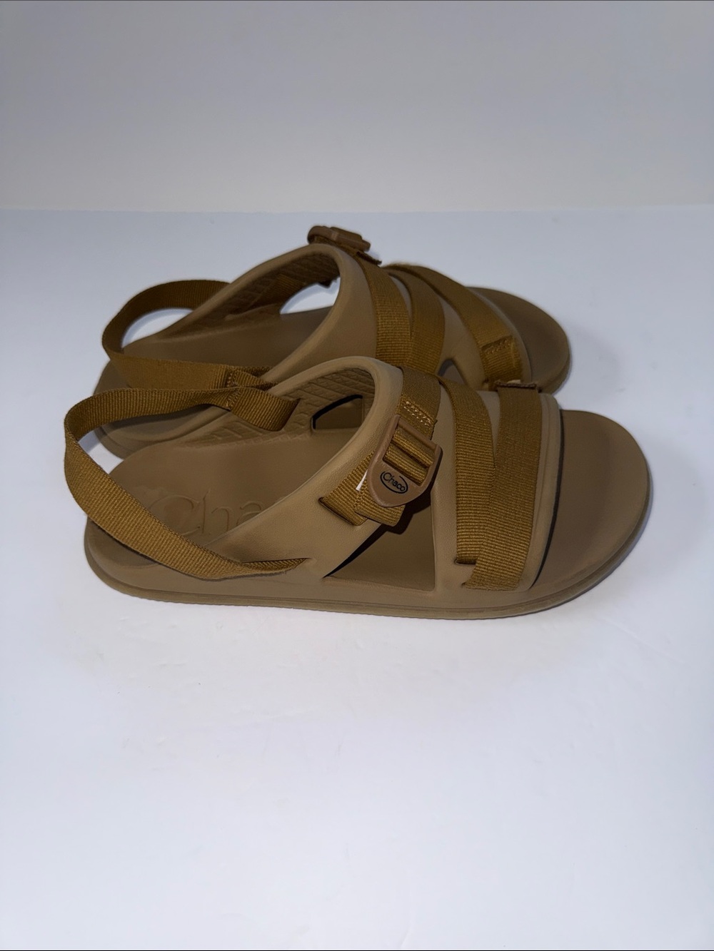 Chaco men’s Brown Adjustable Strap Sandals